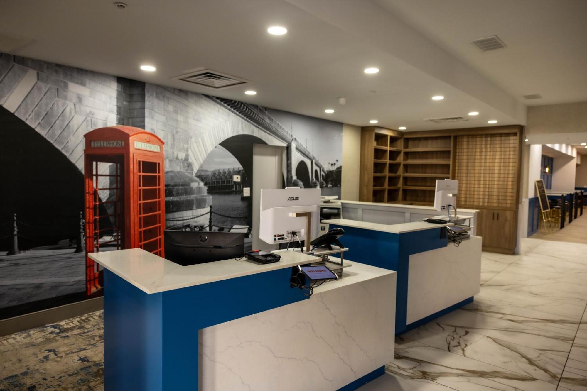Quality Inn & Suites Лейк-Хавасу-Сити Экстерьер фото