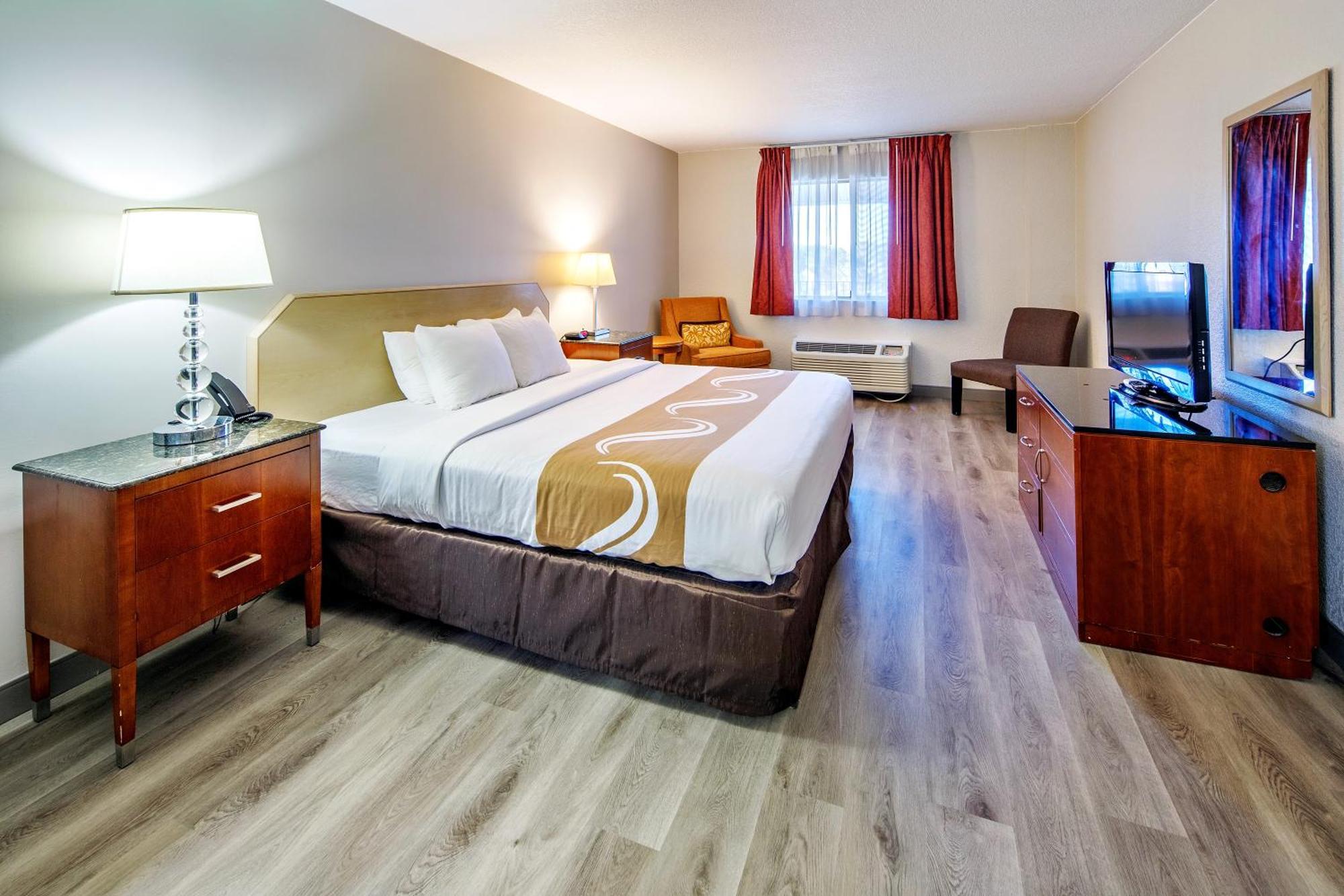 Quality Inn & Suites Лейк-Хавасу-Сити Экстерьер фото