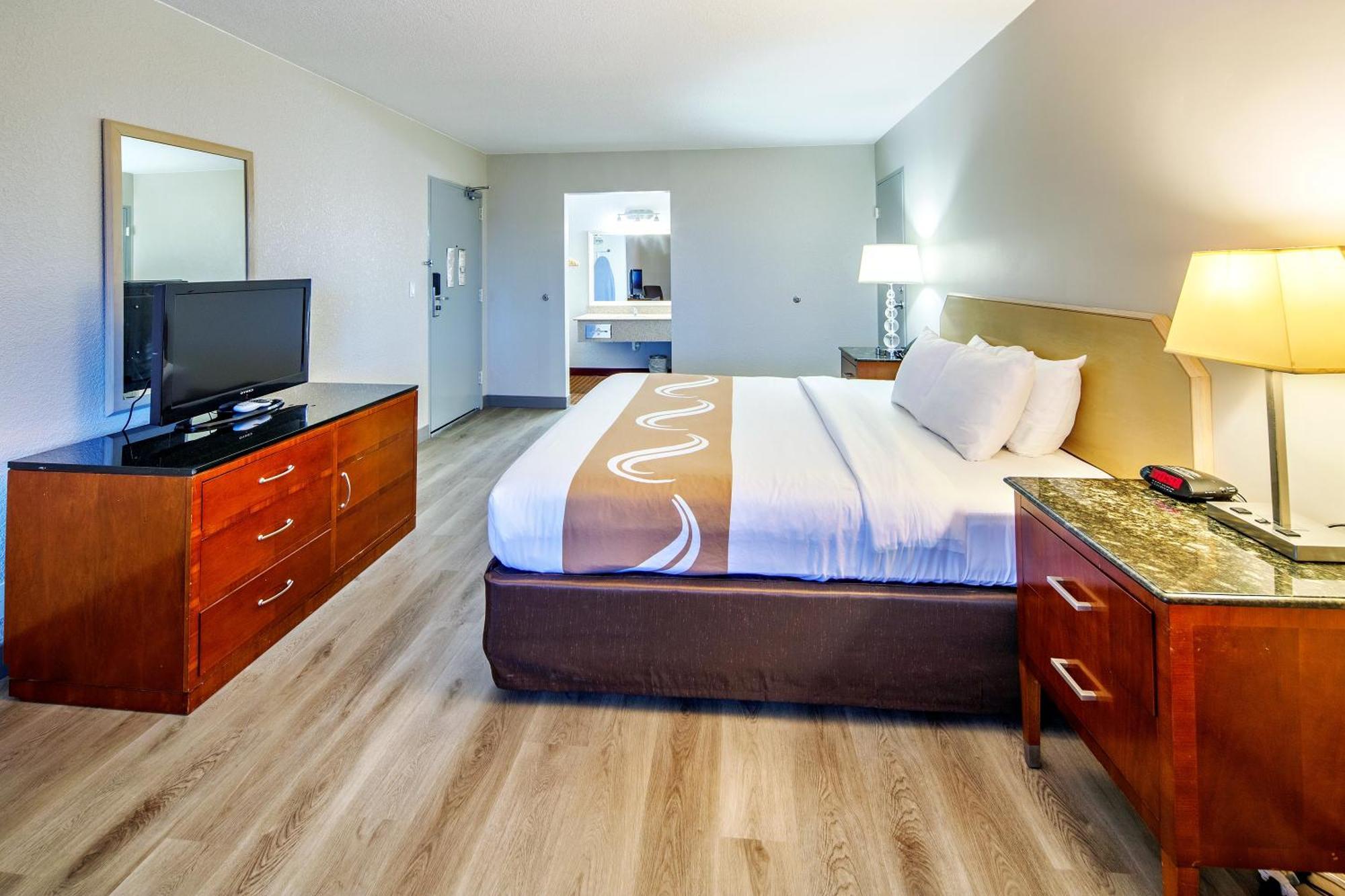Quality Inn & Suites Лейк-Хавасу-Сити Экстерьер фото